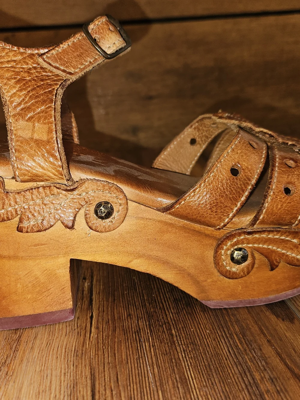 Bed Stu Pecan Leather Platform Sandal with Medallion Detail